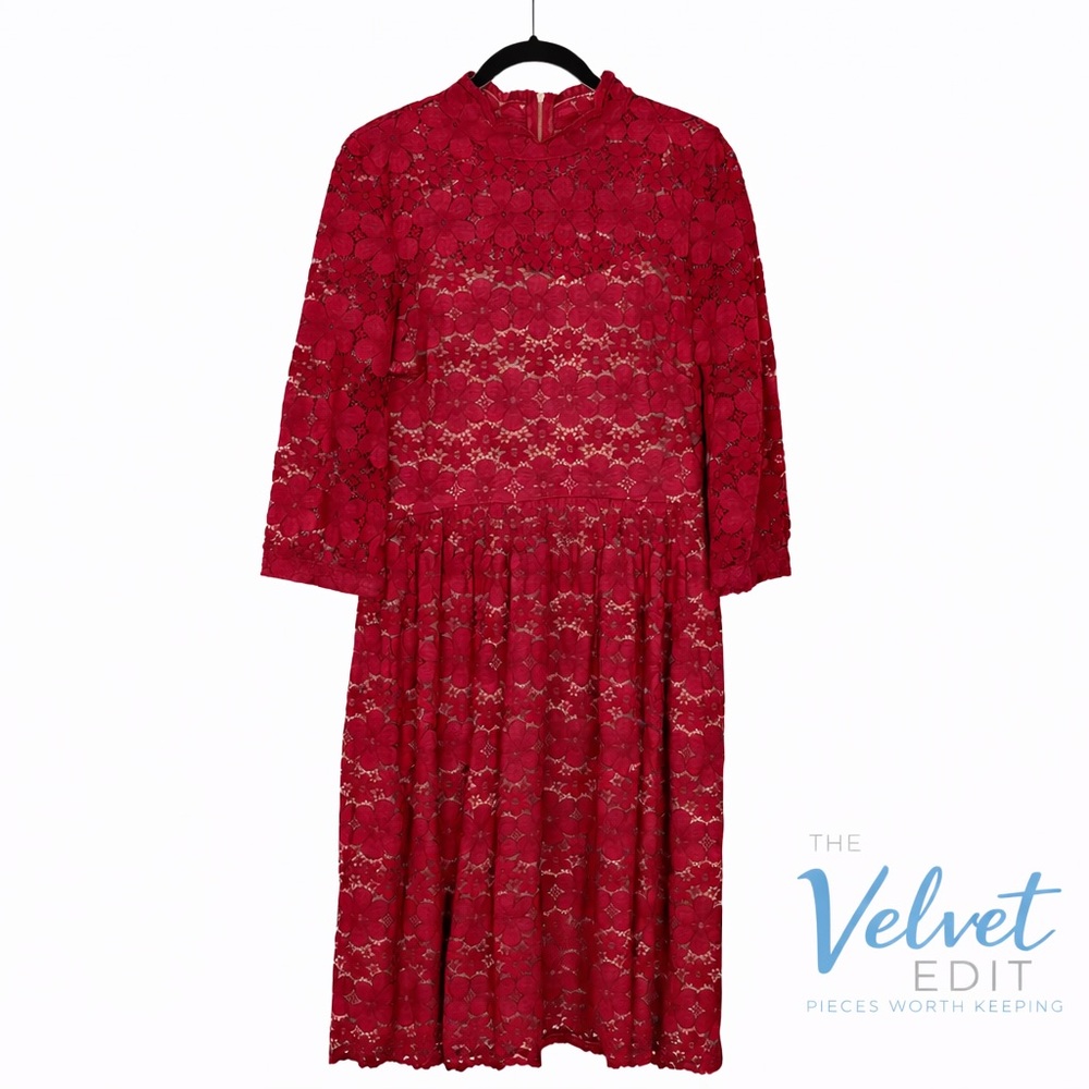 Gabby Skye Lace Fit & Flare Dress Size 8 | Berry Pink | Feminine Event Dress